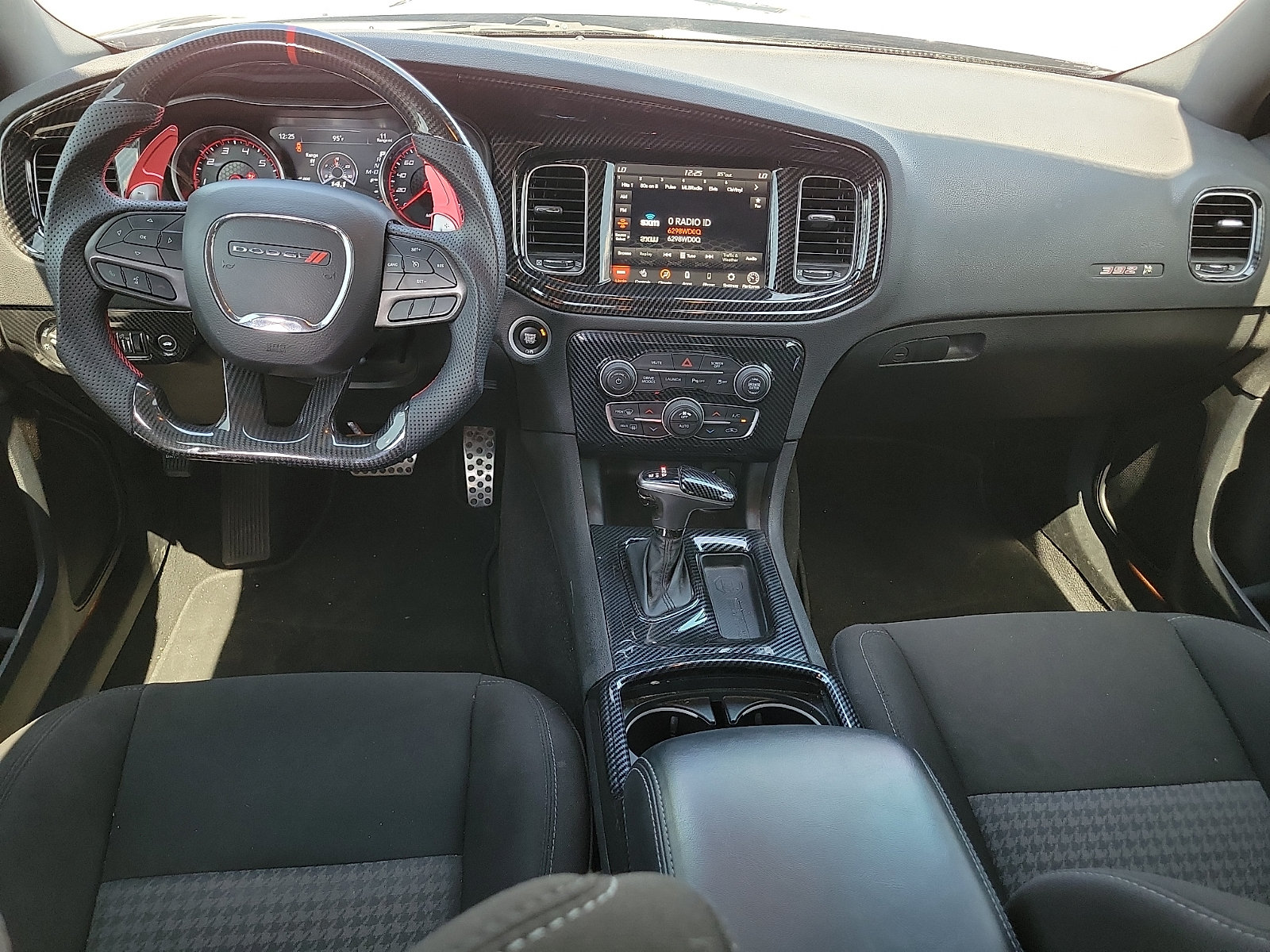 Used 2022 Dodge Charger Scat Pack w/ Driver Convenience Group RWD image 9