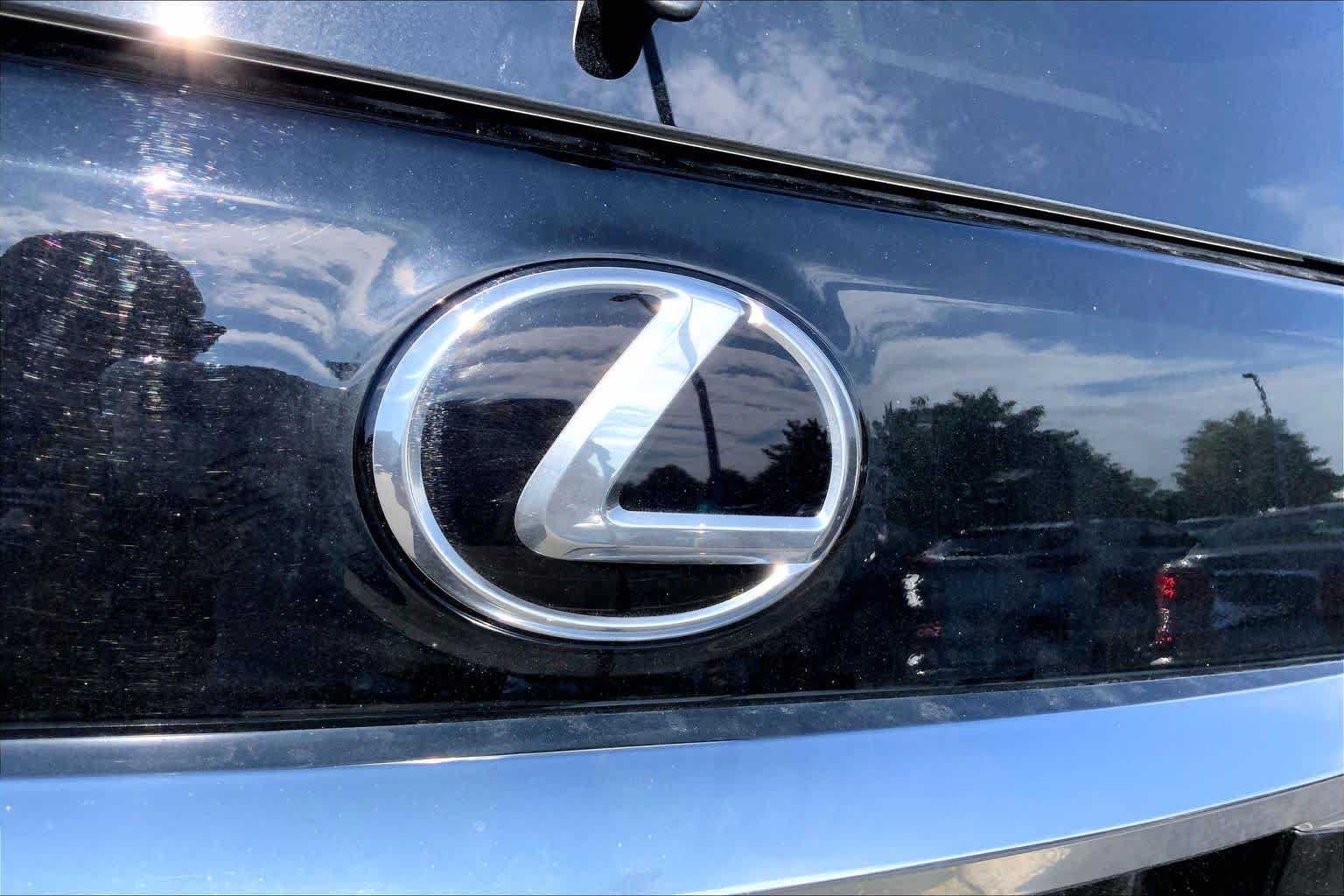 Used 2023 Lexus GX 460 Premium AWD/4WD image 30