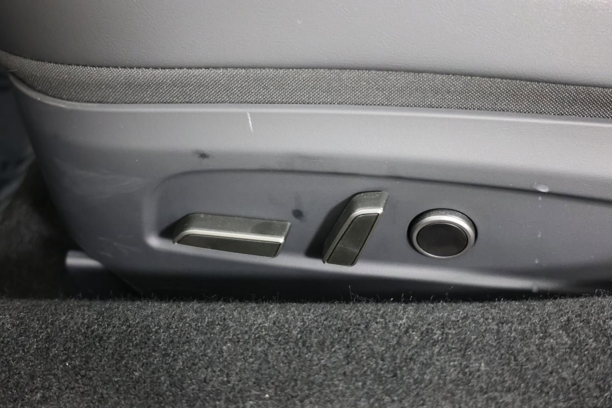 Used 2025 Tesla Model 3 RWD image 22