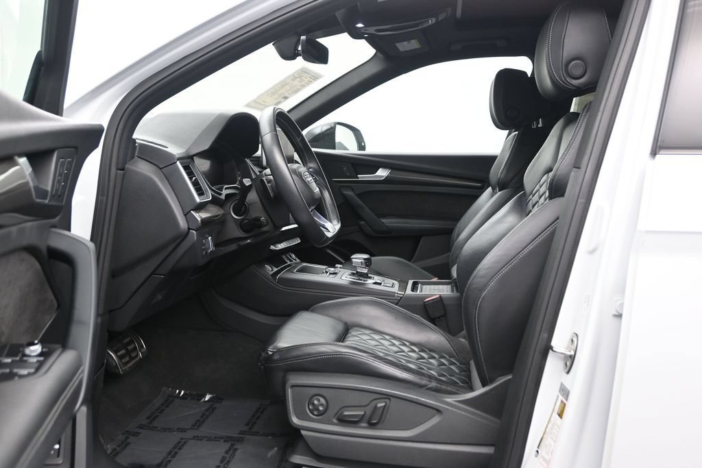 Used 2020 Audi SQ5 Premium Plus w/ Premium Plus Package AWD/4WD image 12