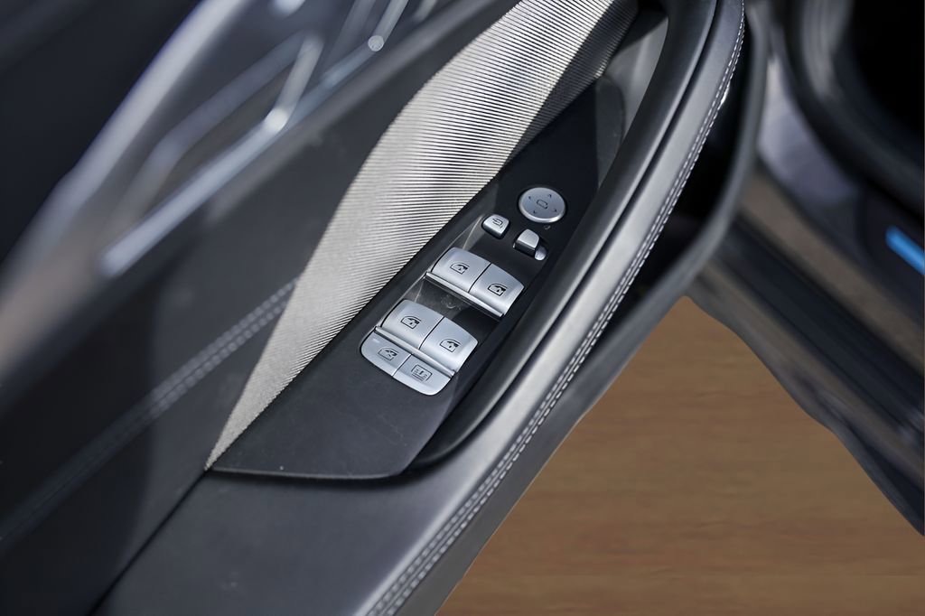 Used 2025 BMW M8 Competition AWD/4WD image 26
