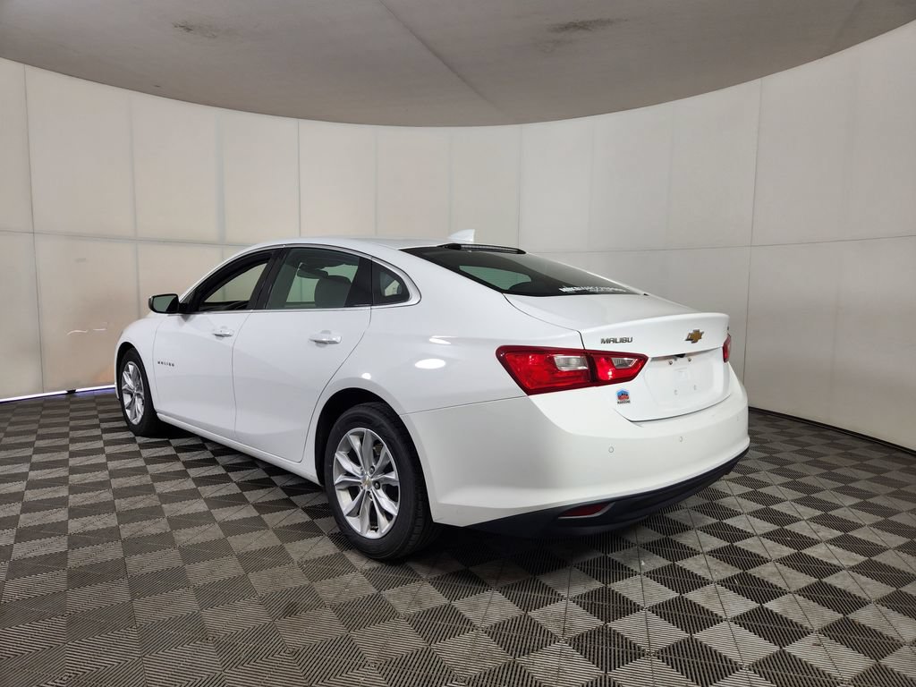 Used 2025 Chevrolet Malibu LT FWD image 5
