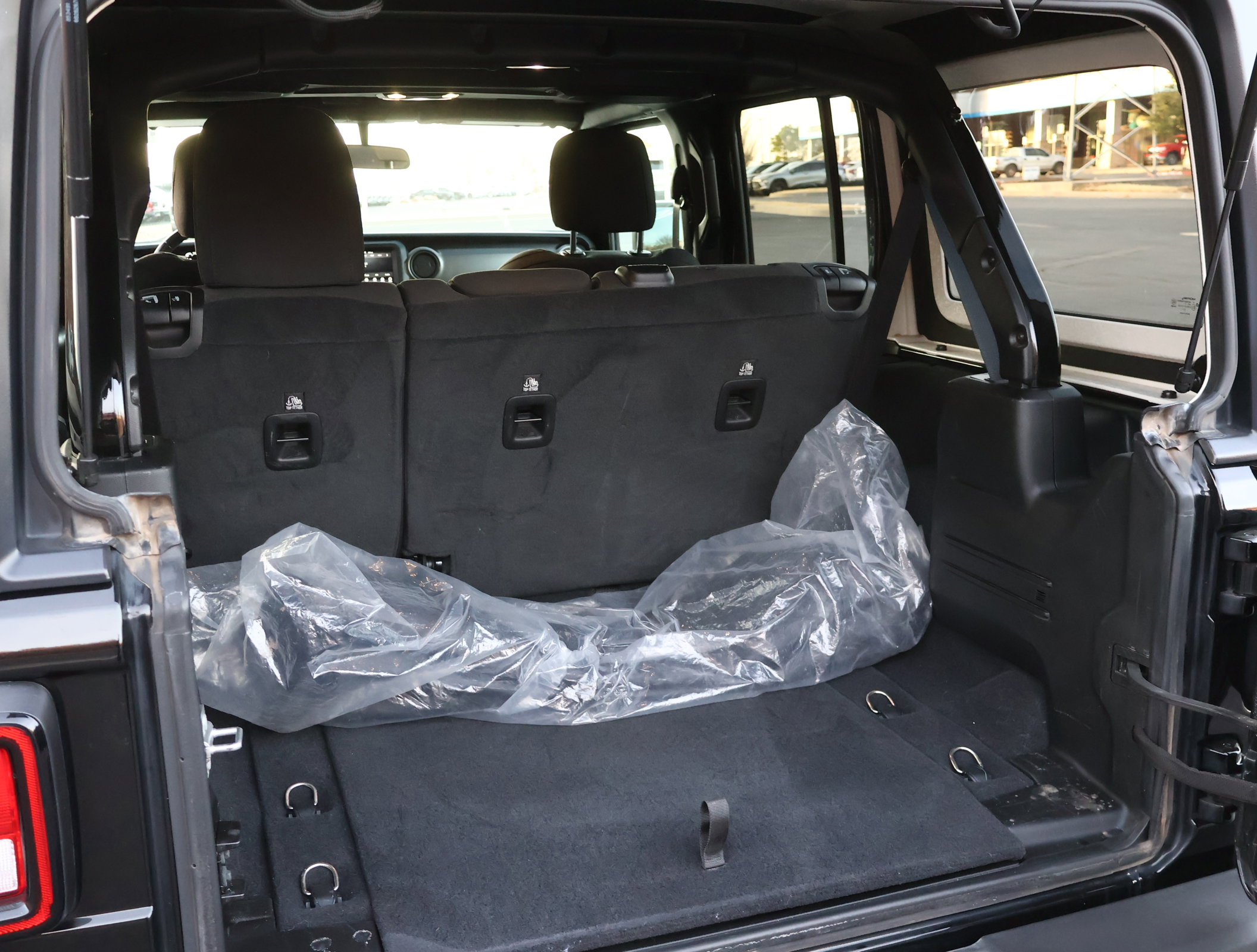 Used 2021 Jeep Wrangler Unlimited Sport image 19