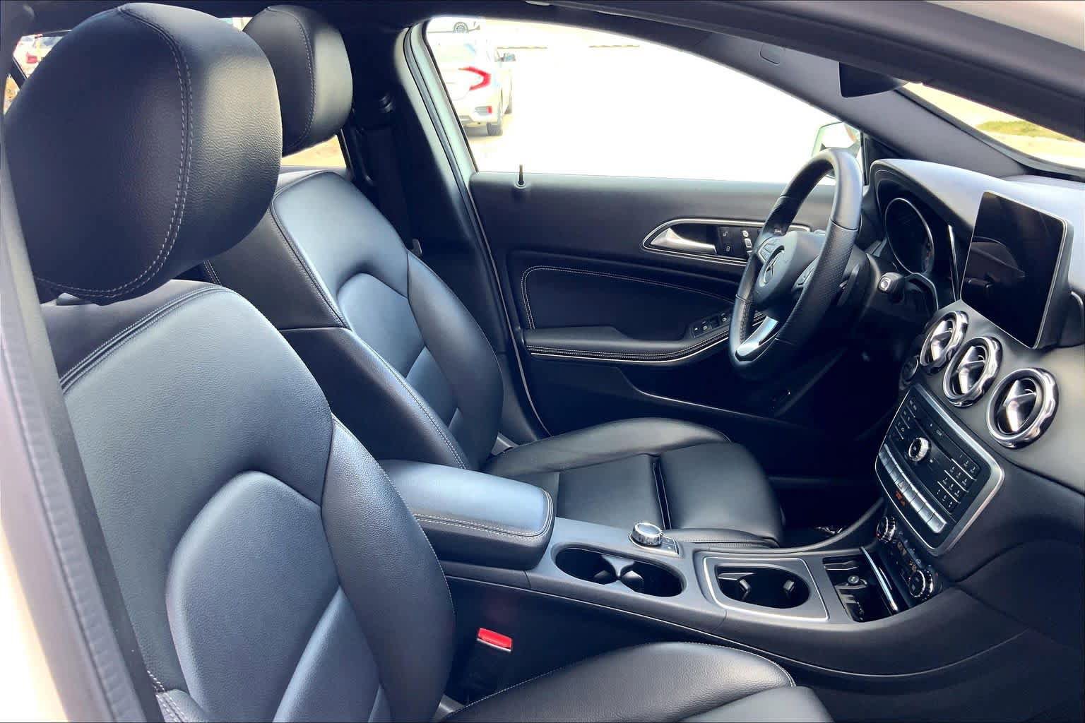 Used 2019 Mercedes-Benz GLA 250 4MATIC image 9