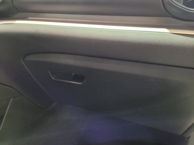 Used 2022 Ford Explorer XLT image 60