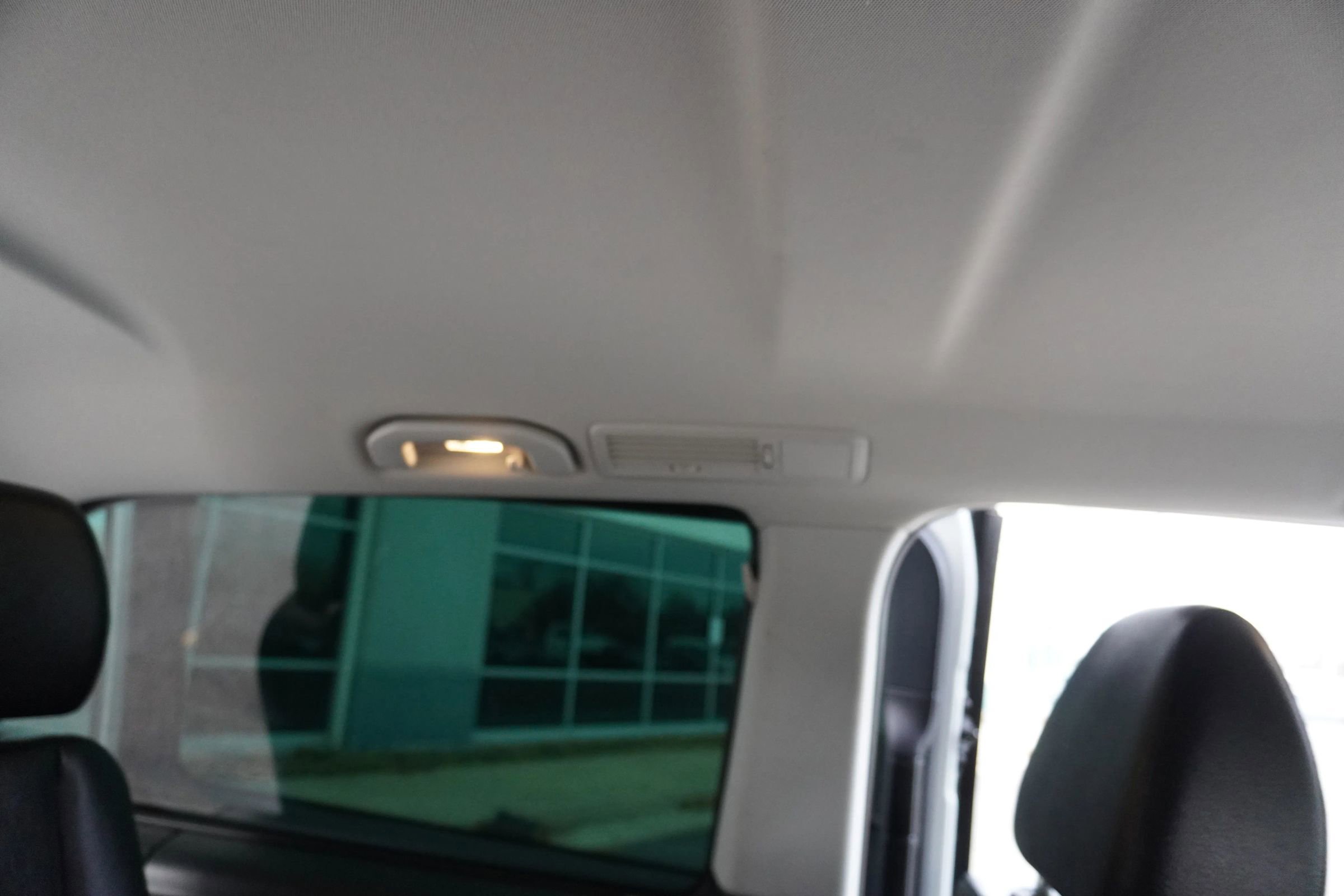 Used 2016 Mercedes-Benz Metris Passenger image 26