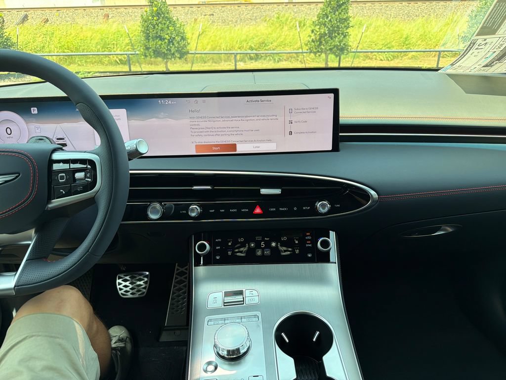 New 2027 Genesis GV70 2.5T Sport Prestige AWD/4WD image 23