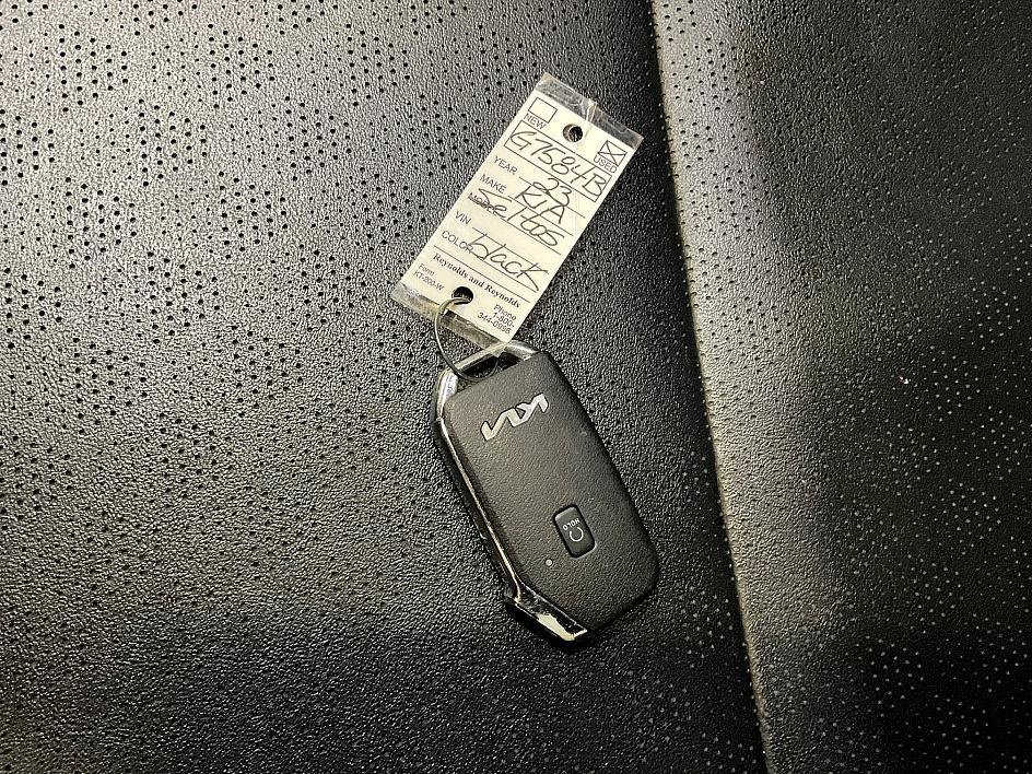 Used 2023 Kia Seltos SX w/ SX Sunroof Package image 33