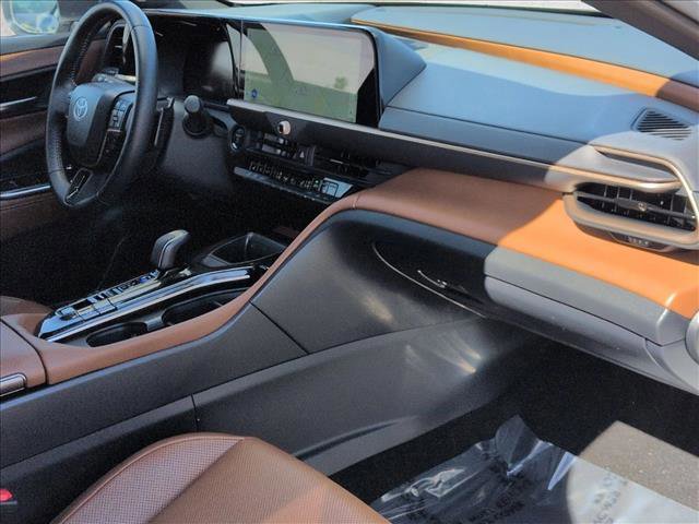 Used 2025 Toyota Crown Signia image 23