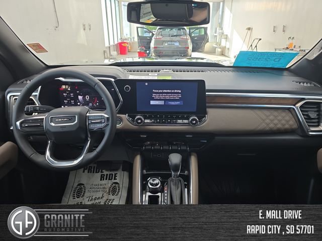 New 2026 GMC Canyon Denali w/ LPO, Denali Black Edition image 12