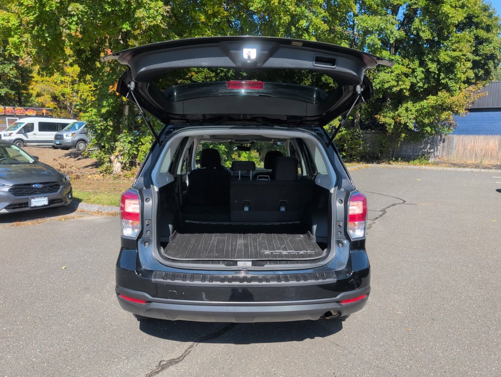 Used 2018 Subaru Forester 2.5i Premium w/ All-Weather Package AWD/4WD image 33