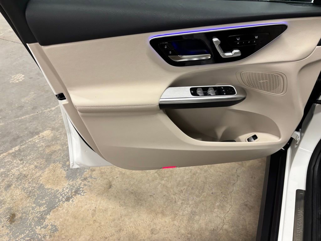 Certified 2026 Mercedes-Benz GLC 300 image 19