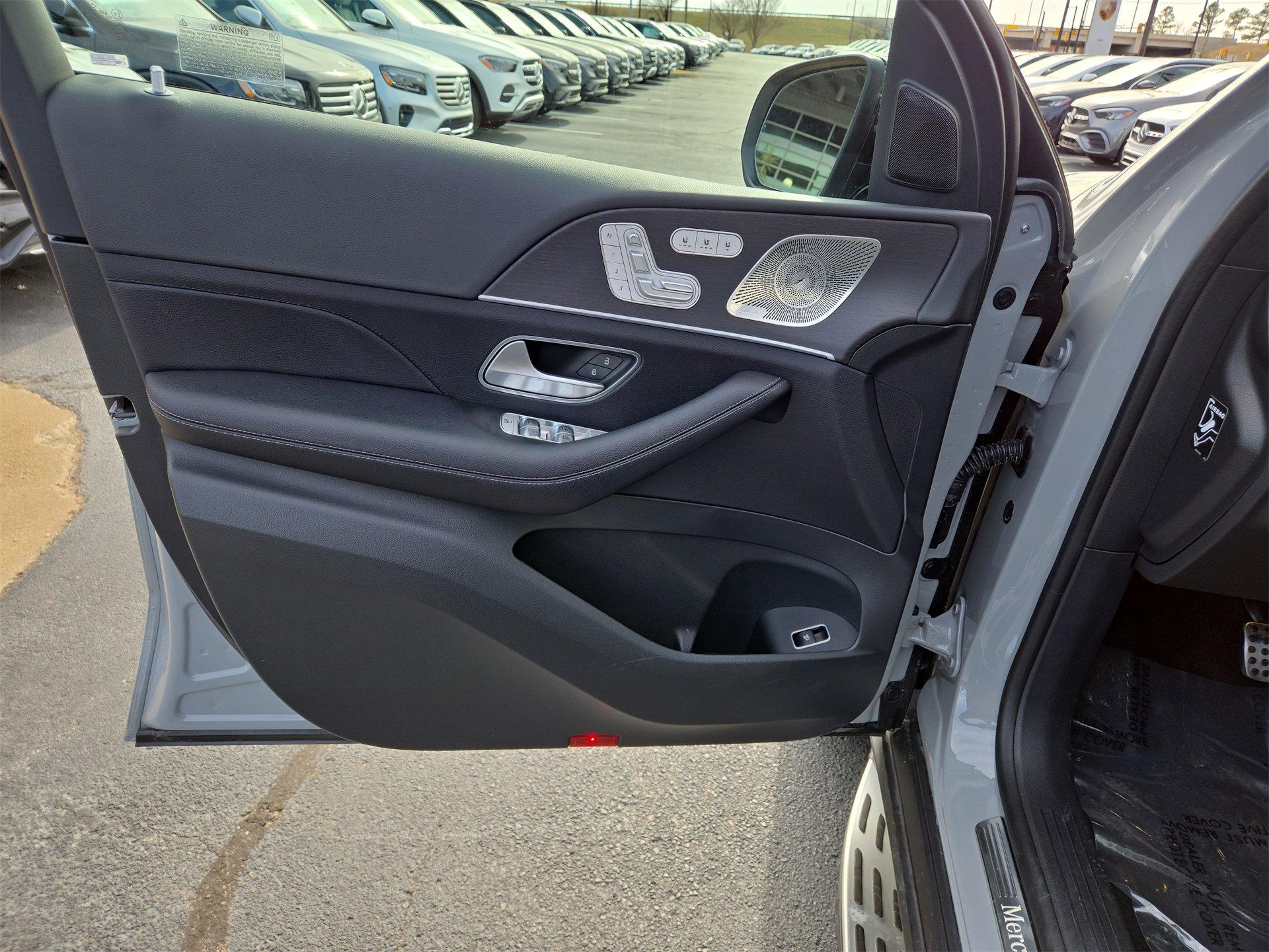 Certified 2025 Mercedes-Benz GLS 450 GLS 450 image 11