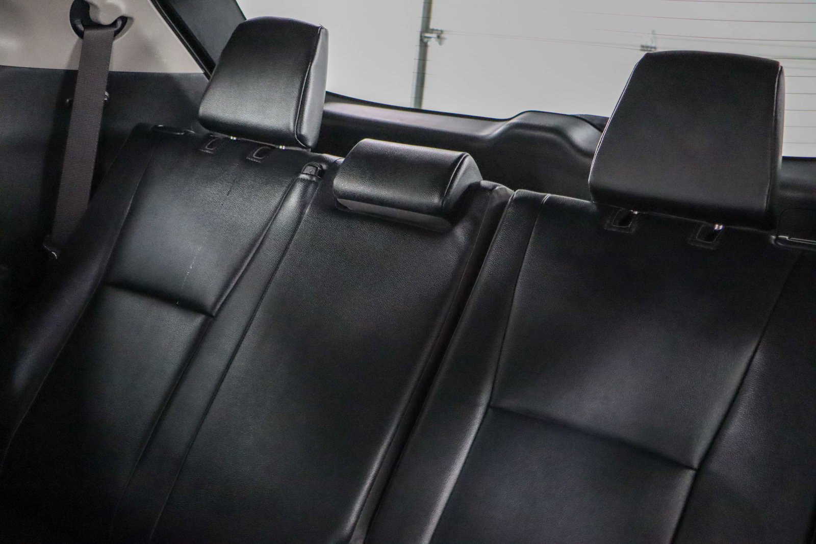 Used 2024 Toyota Highlander XLE image 27