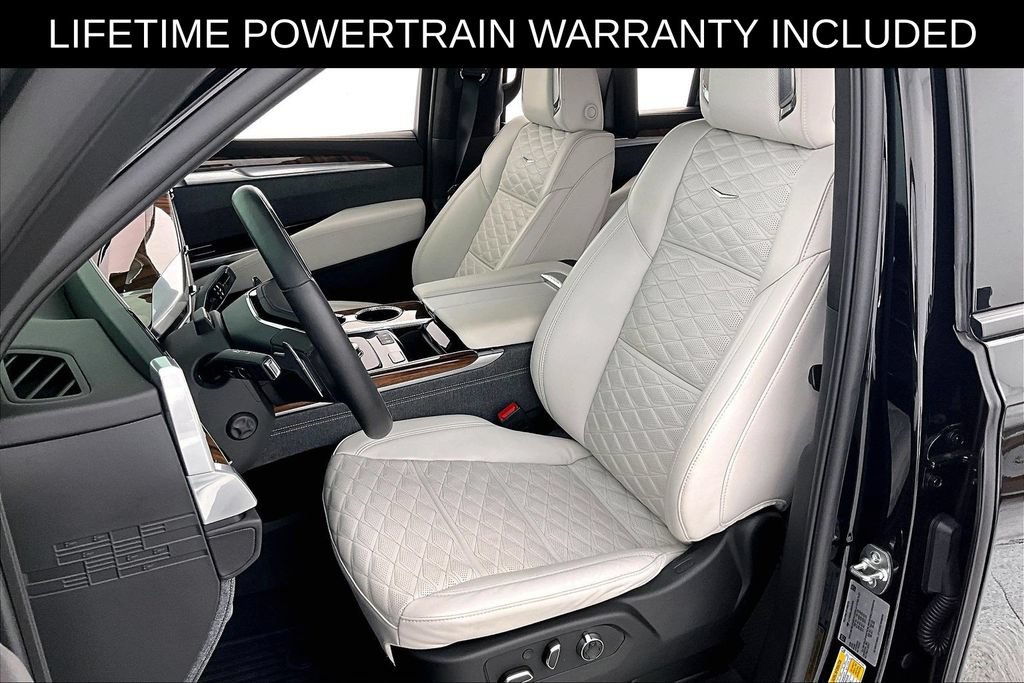 Used 2025 Cadillac Escalade ESV Sport Platinum AWD/4WD image 32