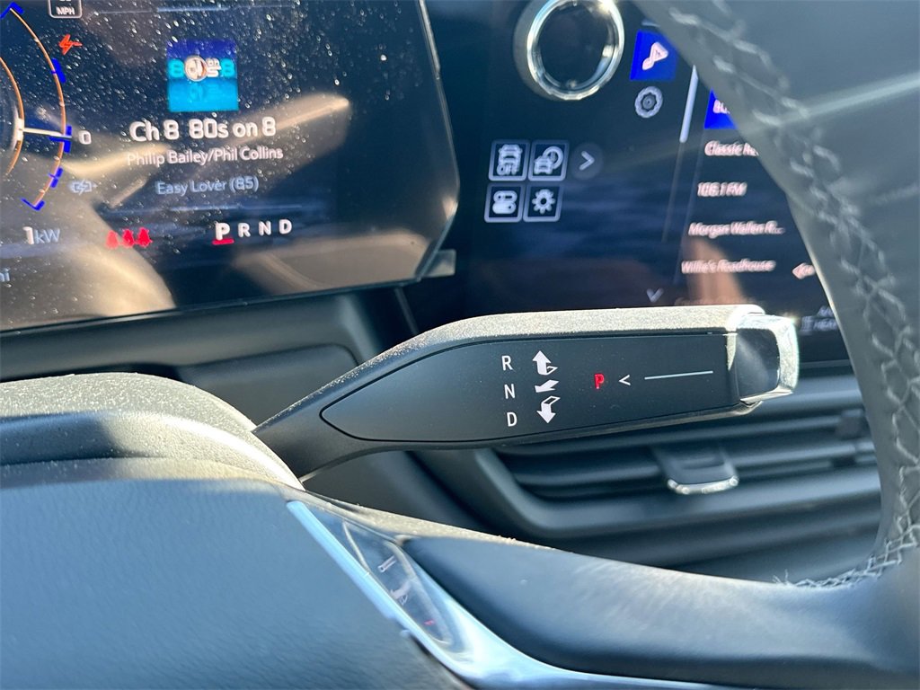 Used 2025 Chevrolet Silverado EV LT image 21