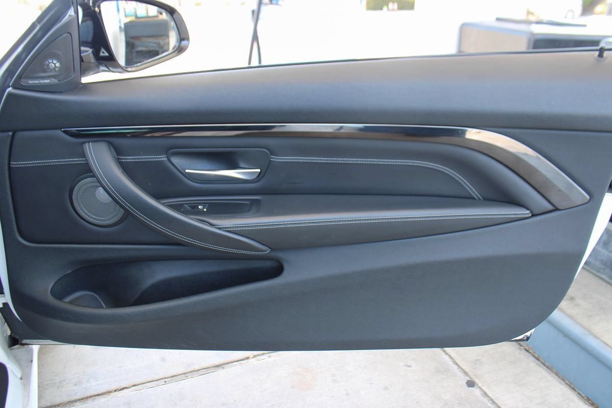 Used 2018 BMW M4 Coupe RWD image 38