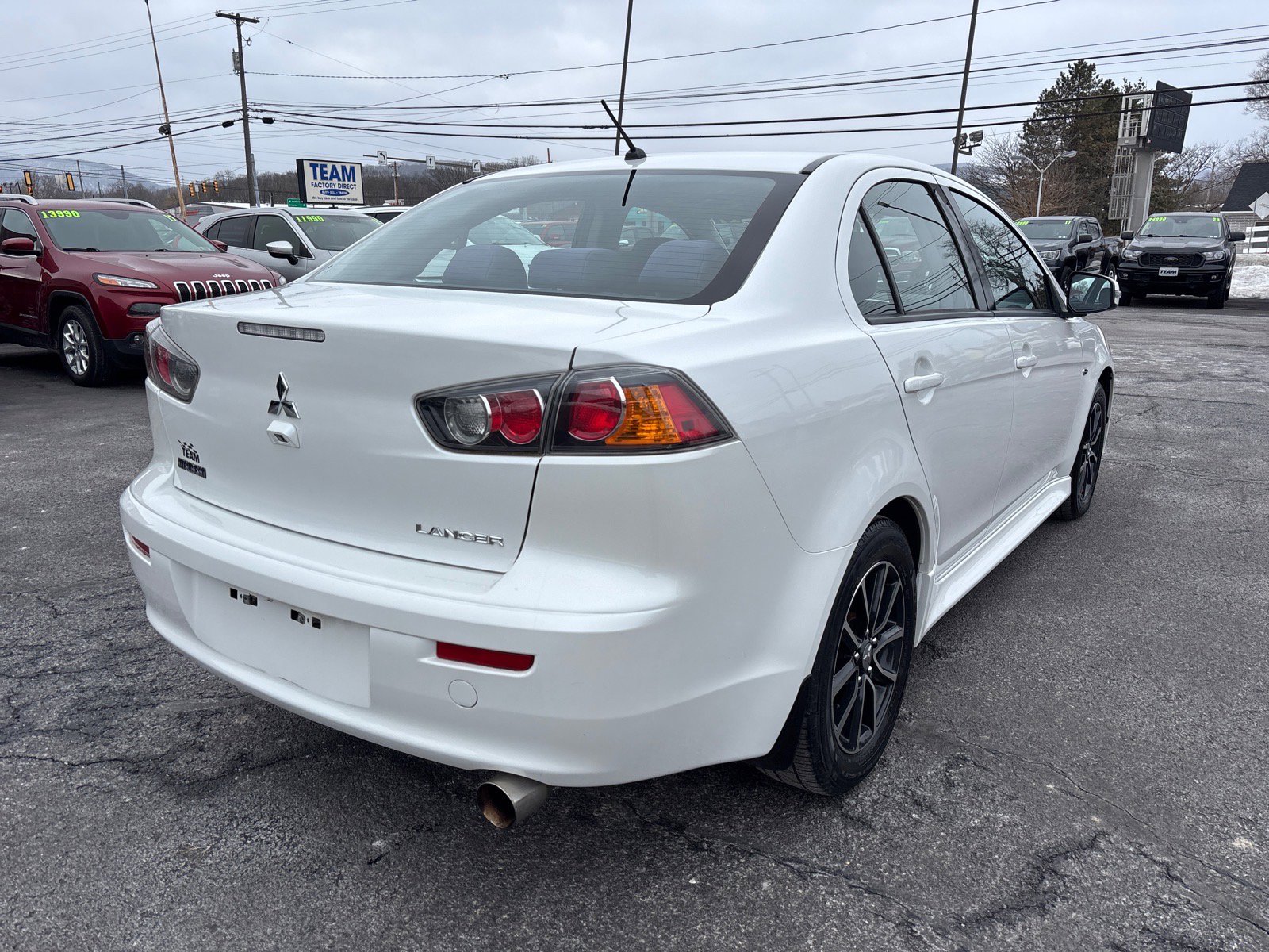 Used 2017 Mitsubishi Lancer ES image 7
