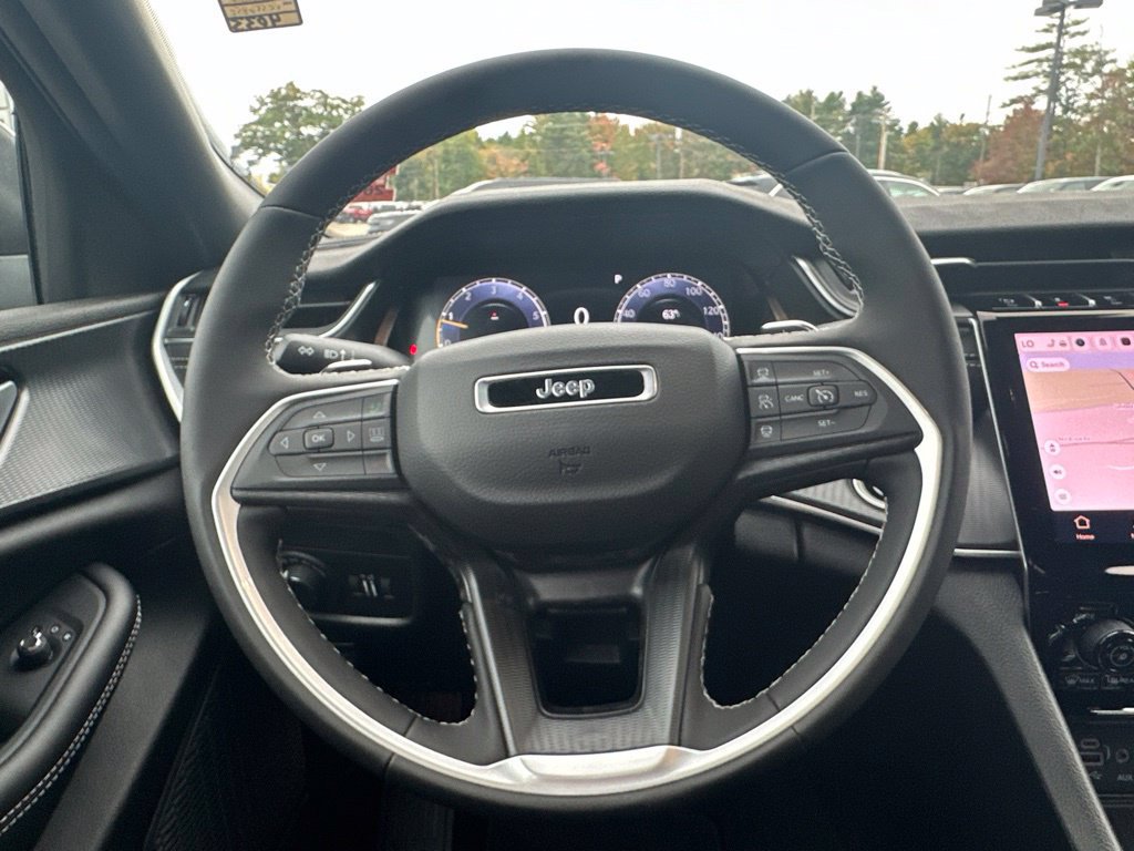 New 2027 Jeep Grand Cherokee Laredo X AWD/4WD image 14