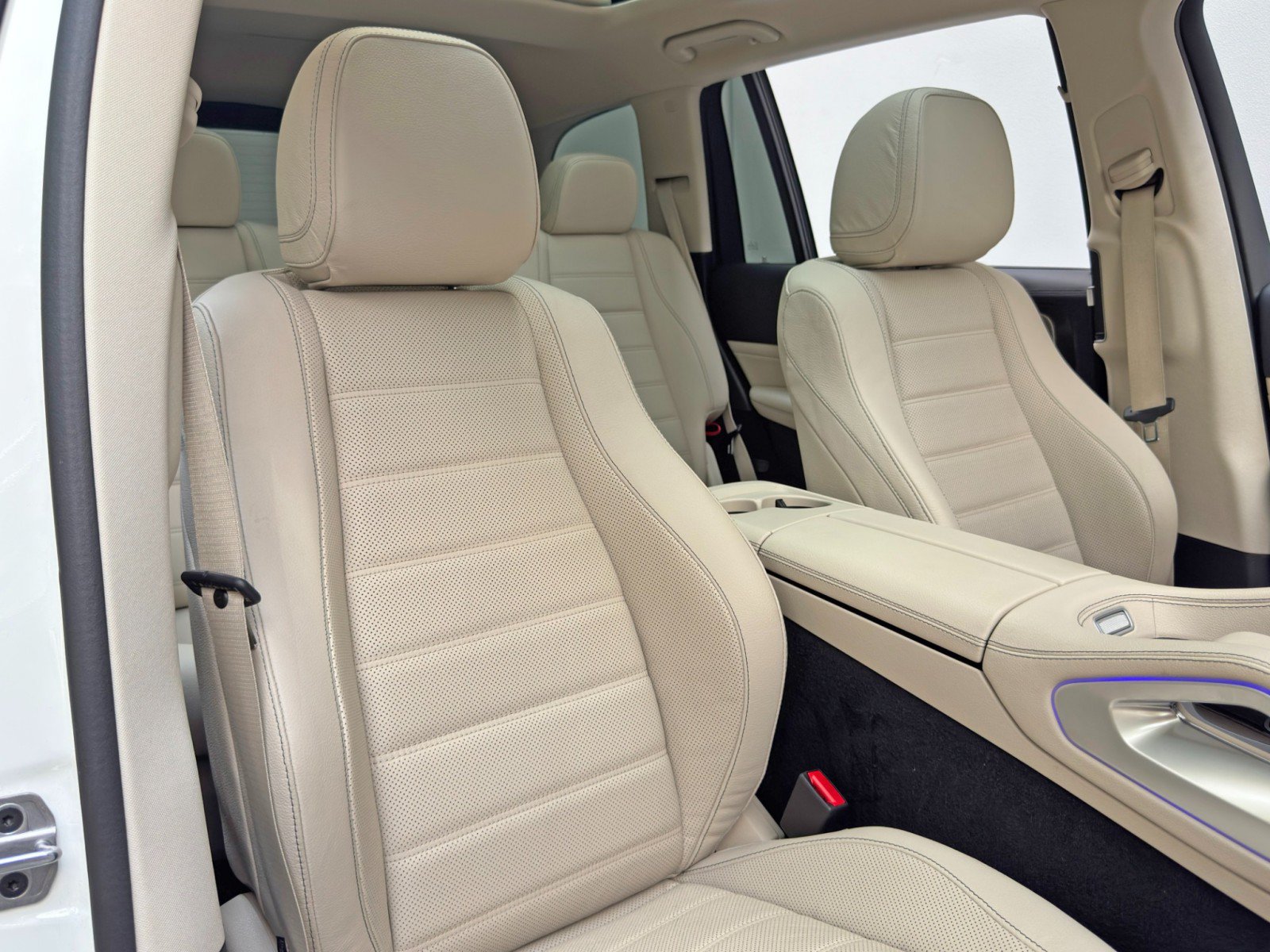 Used 2023 Mercedes-Benz GLS 450 4MATIC image 39