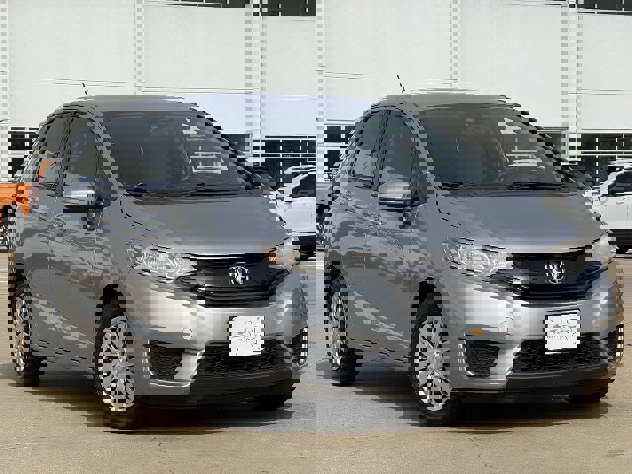 Used 2017 Honda Fit LX image 2