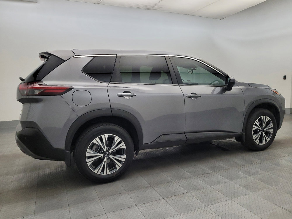 Used 2023 Nissan Rogue SV image 10