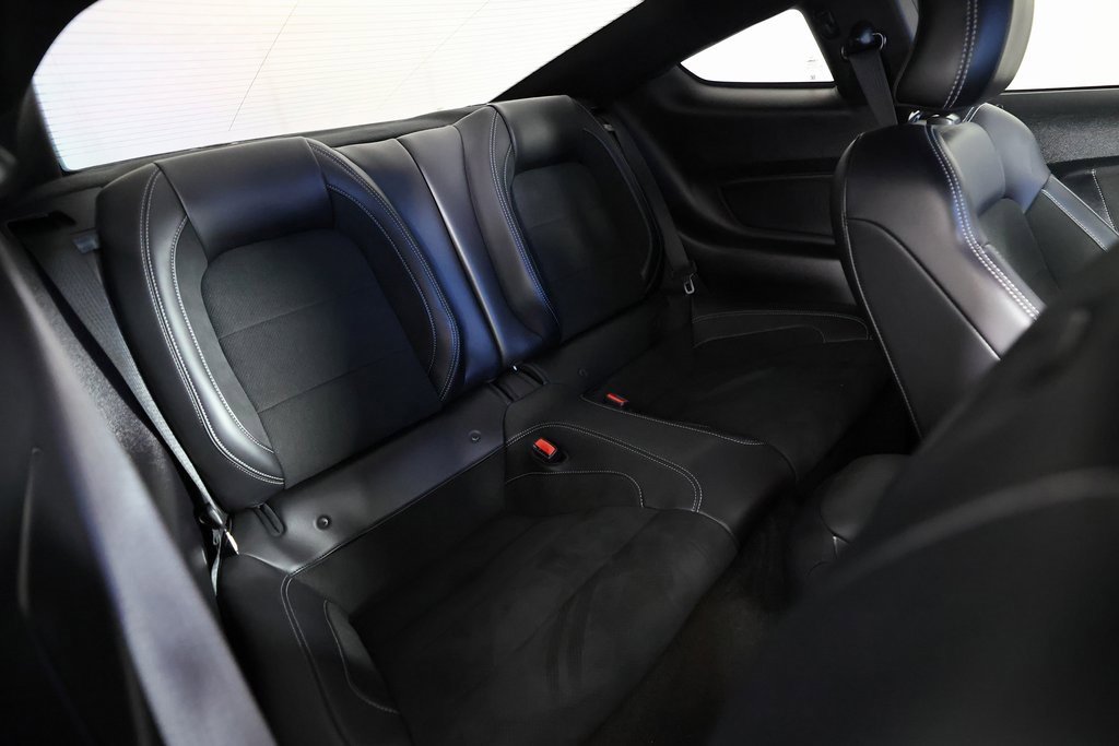 Used 2016 Ford Mustang Shelby GT350 w/ Technology Package image 11