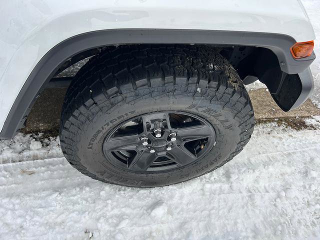 Certified 2021 Jeep Gladiator Sport image 24