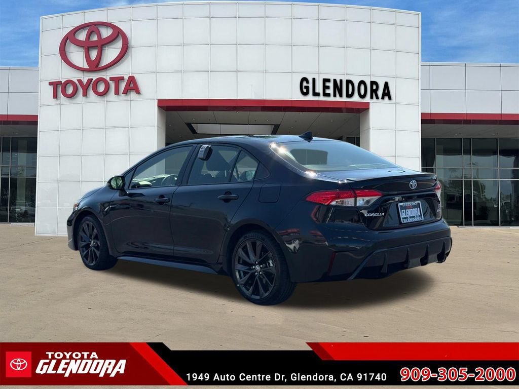 Certified 2024 Toyota Corolla SE w/ SE Package FWD image 7