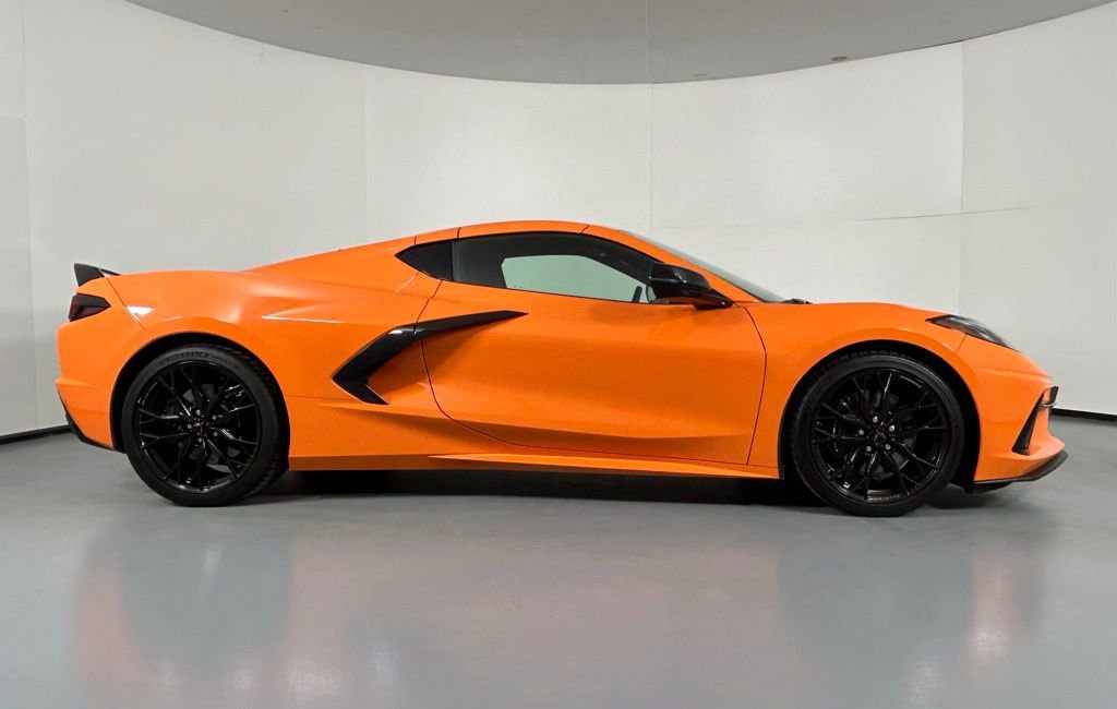 Used 2023 Chevrolet Corvette Stingray Preferred Cpe w/ Z51 Performance Package image 8