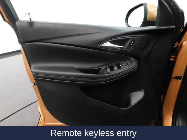 Used 2024 Buick Encore GX Sport Touring image 12