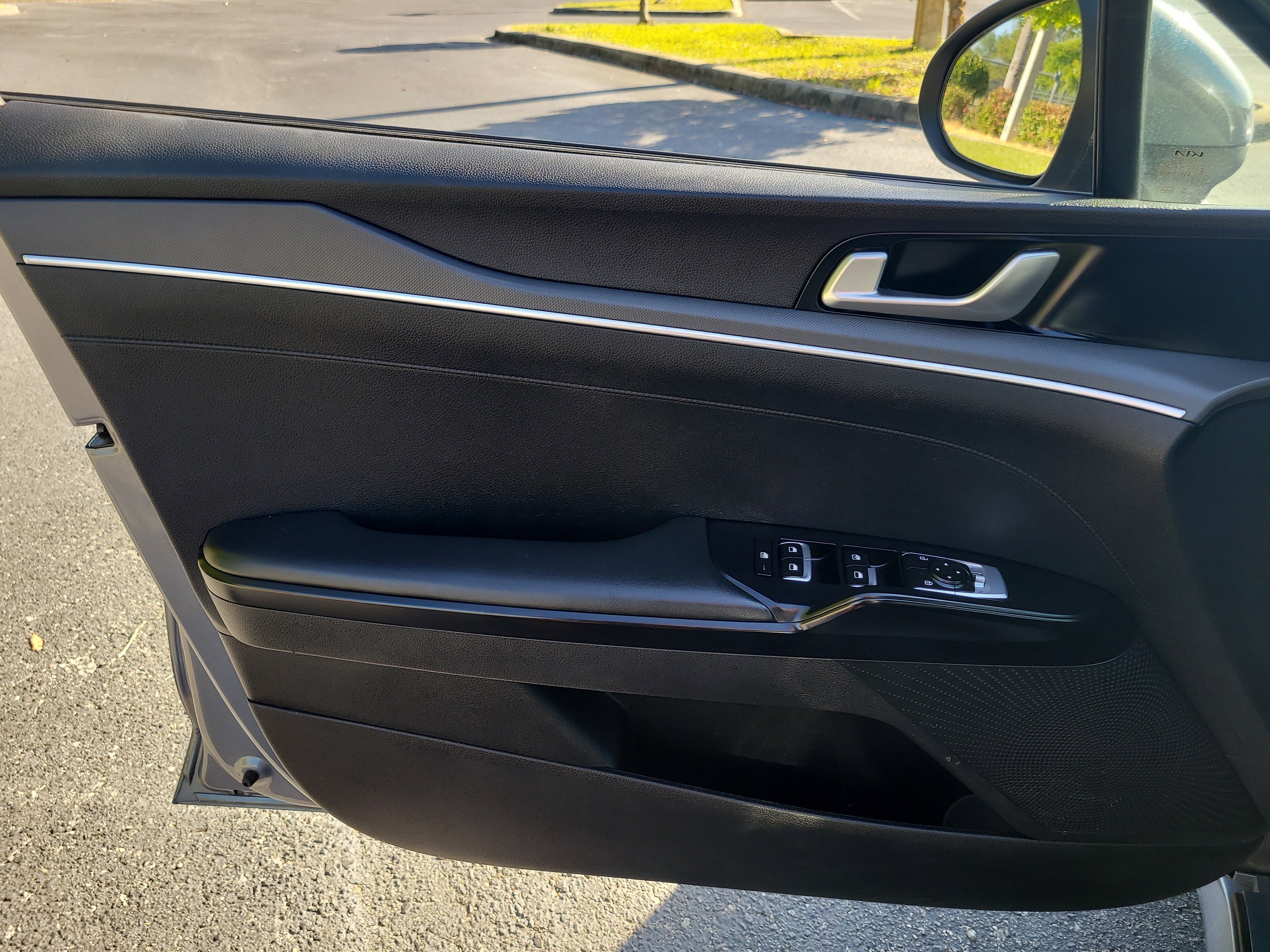 Used 2023 Kia K5 LXS image 16