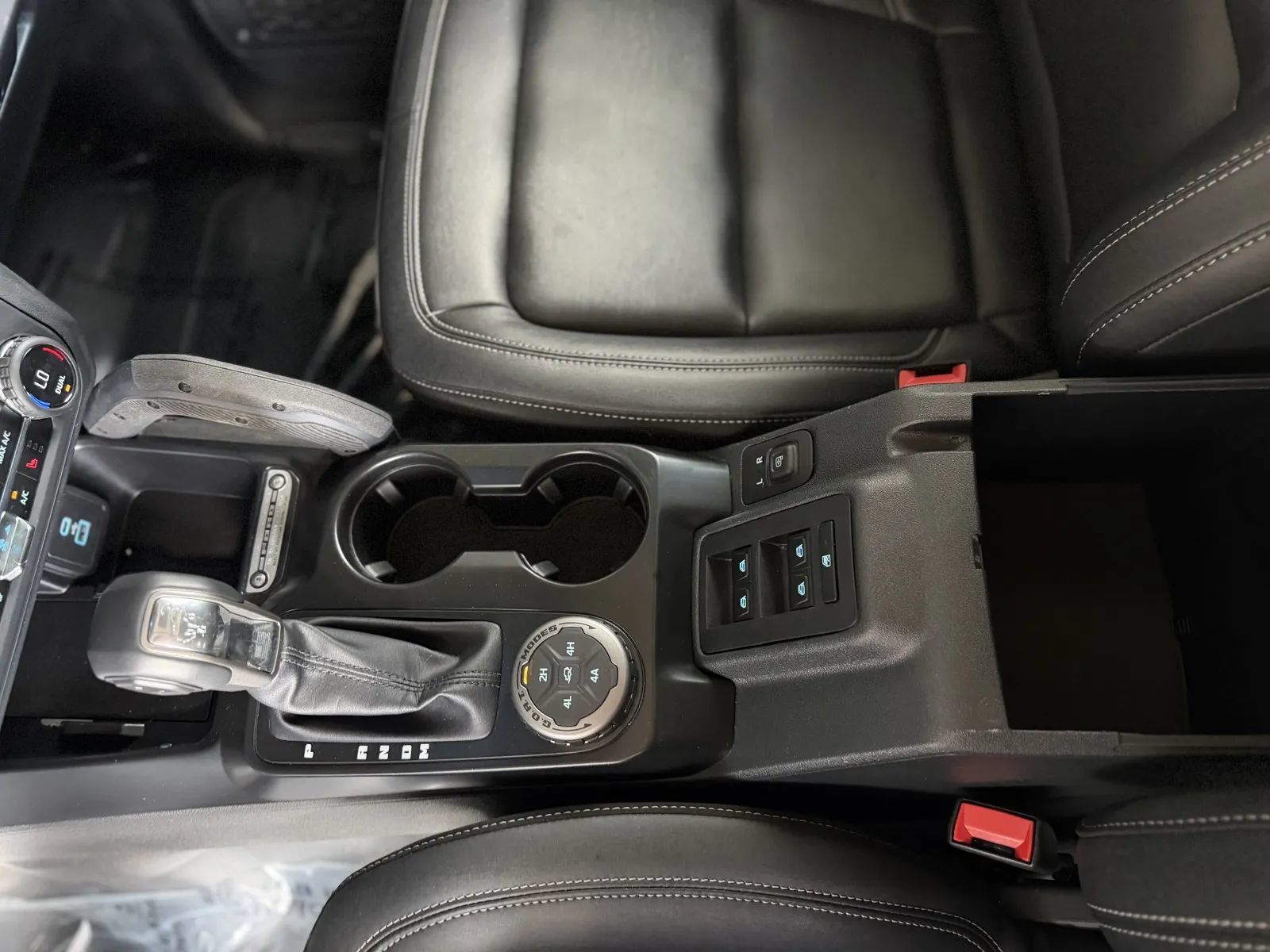 Used 2025 Ford Bronco Badlands AWD/4WD image 39