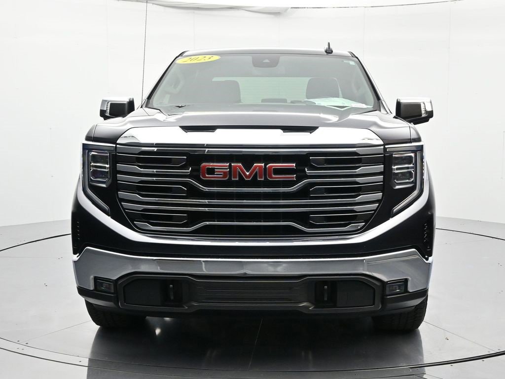 Used 2023 GMC Sierra 1500 SLT w/ SLT Premium Package image 2