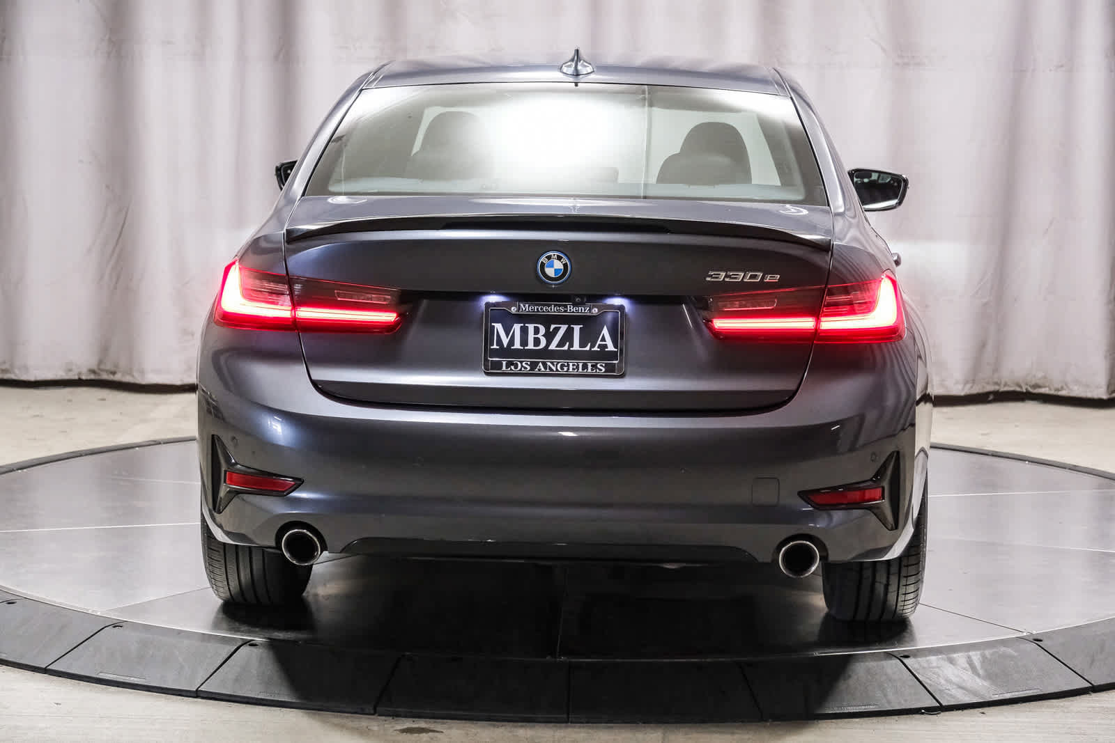 Used 2022 BMW 330e w/ Driving Assistance Package RWD image 3