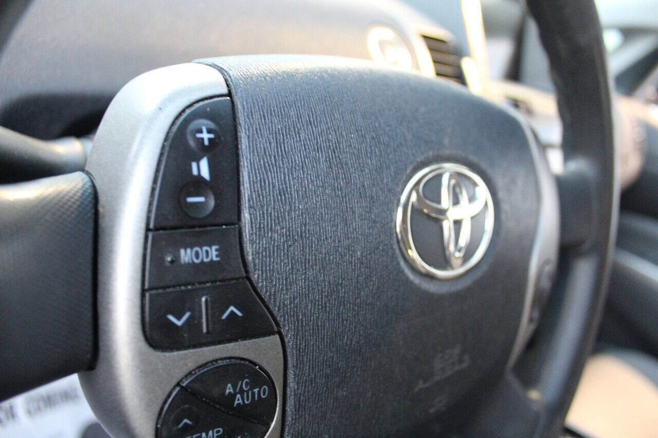 Used 2009 Toyota Prius Touring FWD image 12