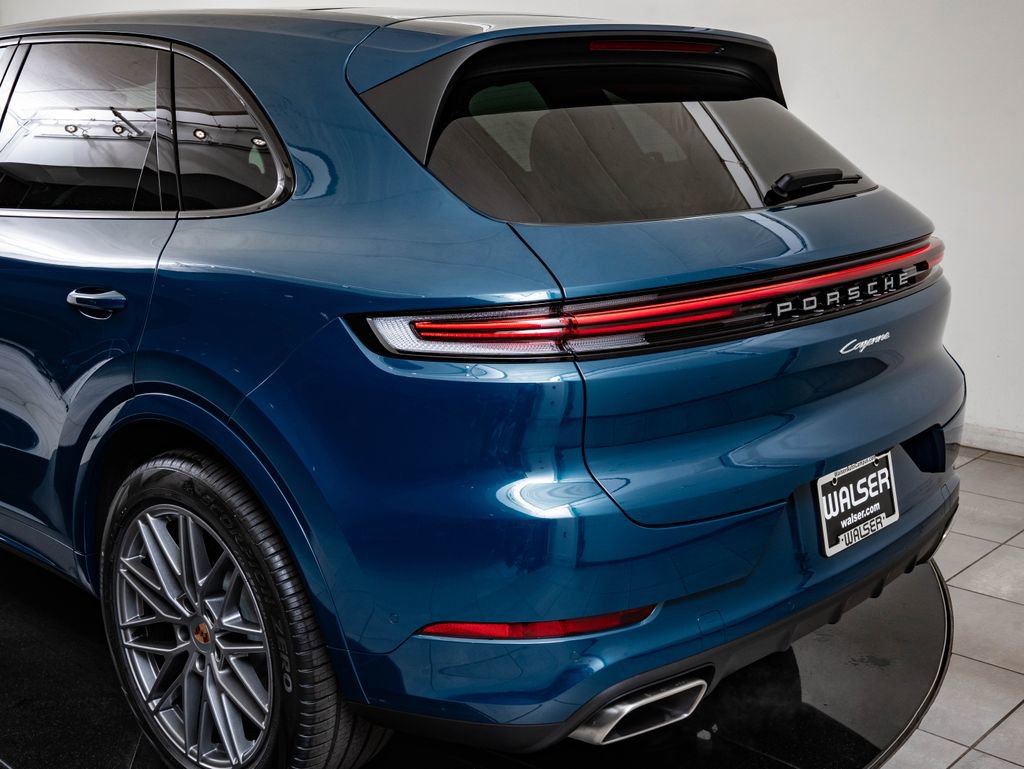 New 2026 Porsche Cayenne image 19