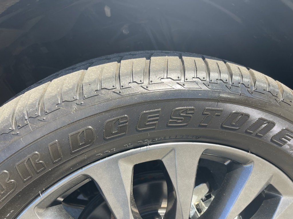 Used 2024 Nissan Armada Platinum image 37