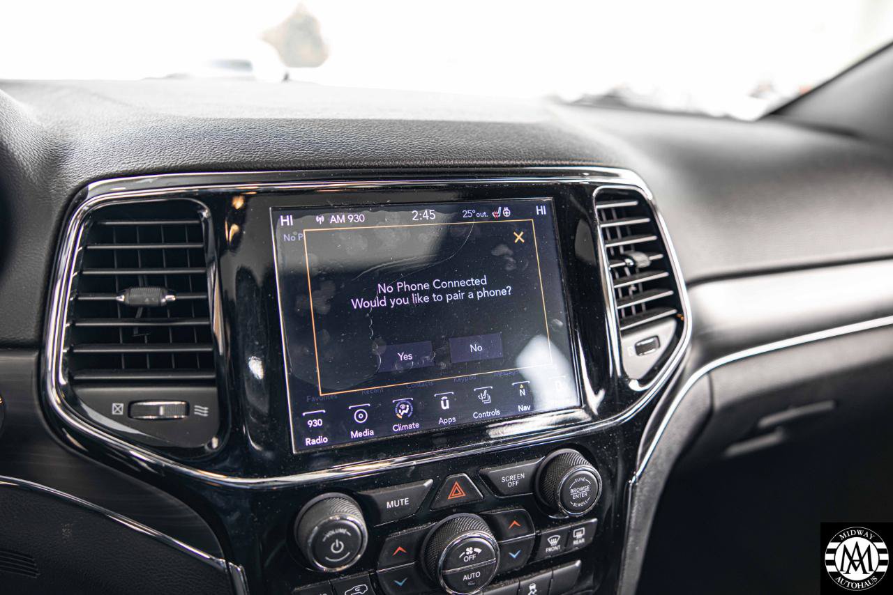 Used 2019 Jeep Grand Cherokee Limited AWD/4WD image 20