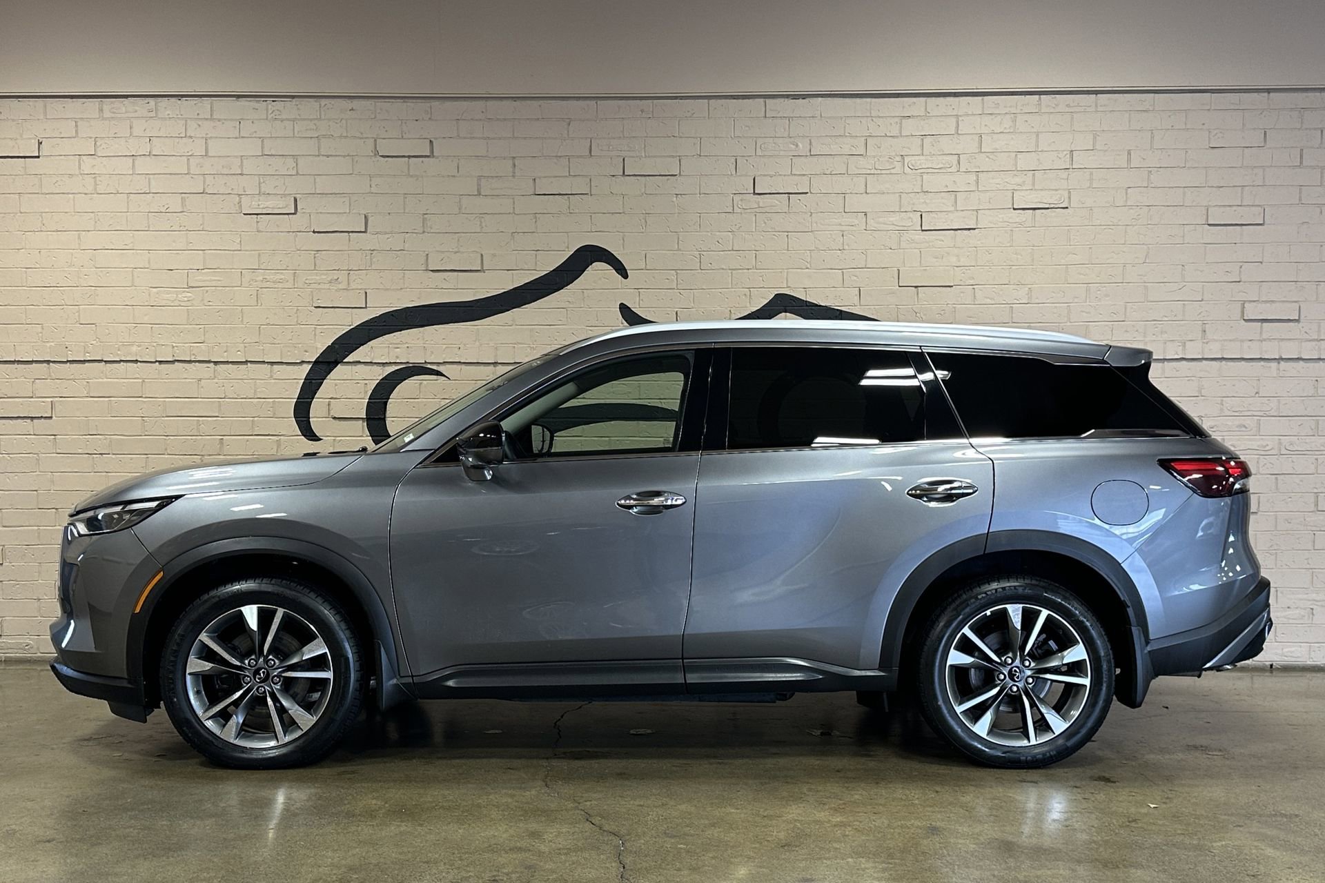 Used 2025 INFINITI QX60 Luxe AWD/4WD image 6