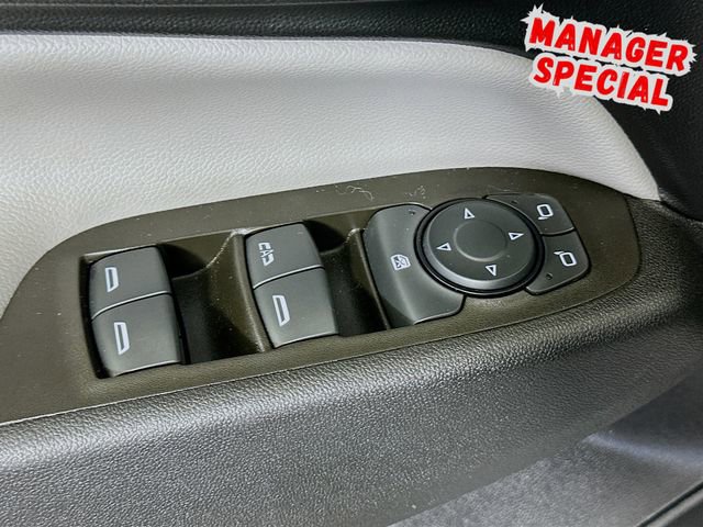 Used 2023 Chevrolet Equinox LT w/ Driver Convenience Package image 19