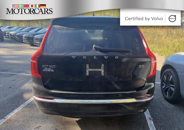 Used 2024 Volvo XC90 B5 Plus w/ Protection Package Premier AWD/4WD image 3