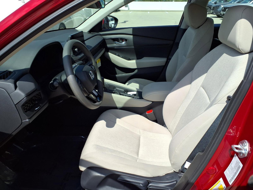 Used 2023 Honda Accord LX image 13