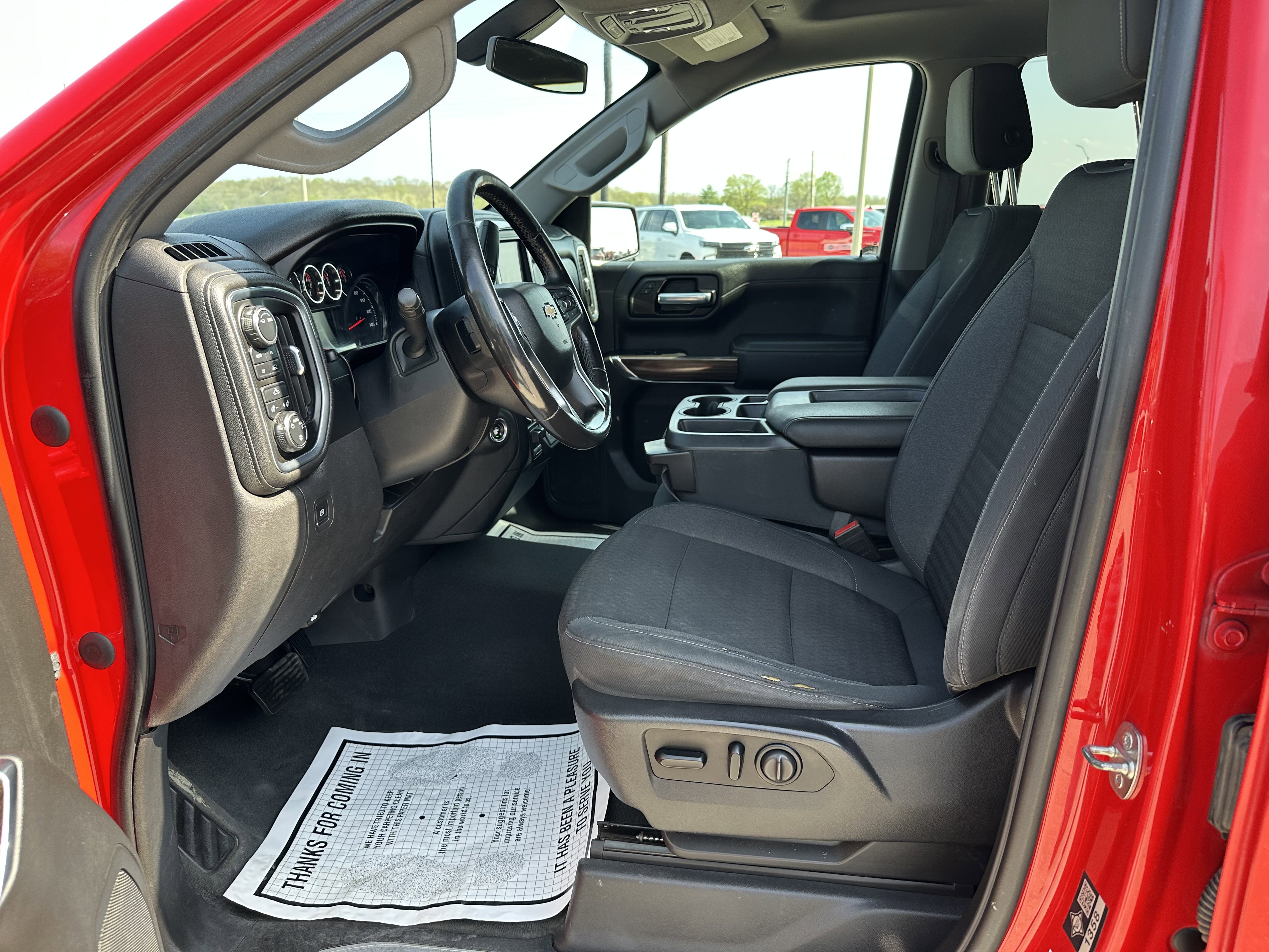 Used 2021 Chevrolet Silverado 1500 LT AWD/4WD image 19