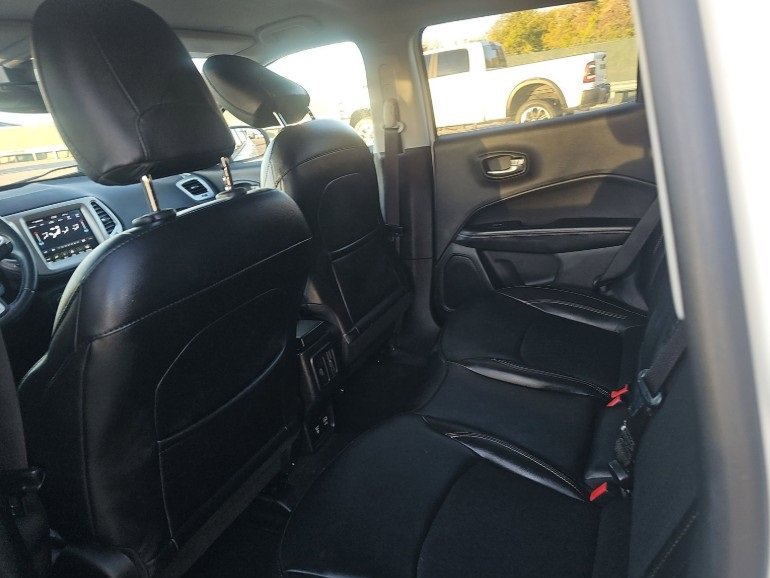 Used 2020 Jeep Compass Latitude w/ Popular Equipment Group image 11