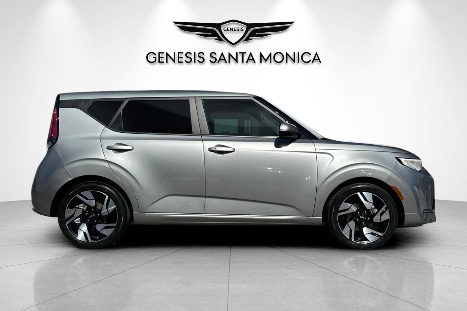 Used 2023 Kia Soul GT-Line w/ GT-Line Technology Package FWD image 3
