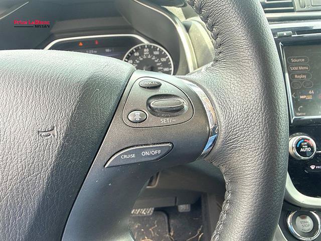 Used 2023 Nissan Murano SV FWD image 22