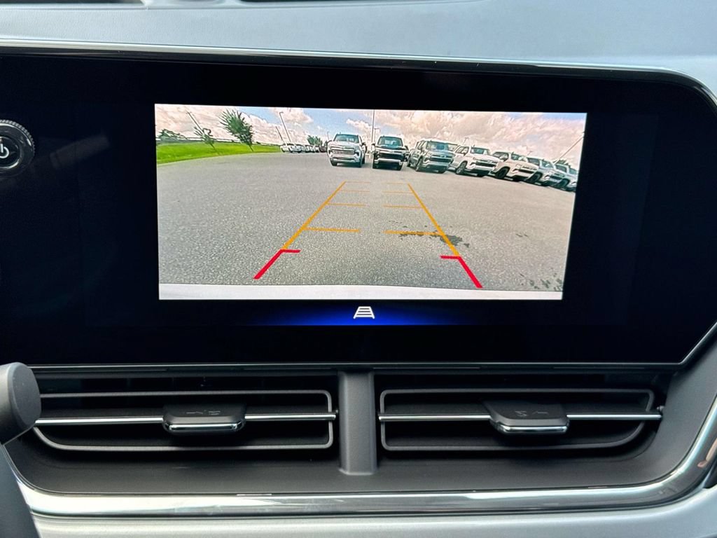 New 2026 Chevrolet Trax LT w/ Driver Confidence Package FWD image 9