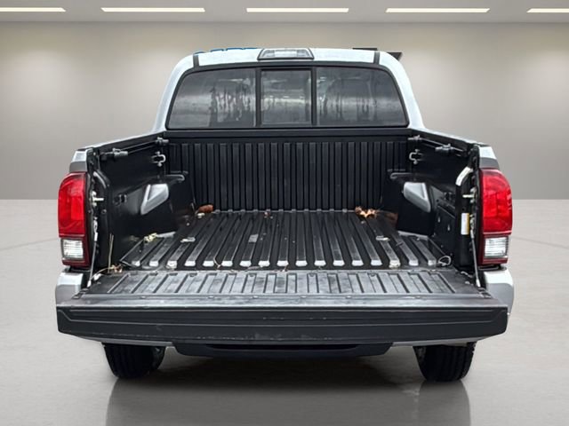 Used 2019 Toyota Tacoma SR image 27