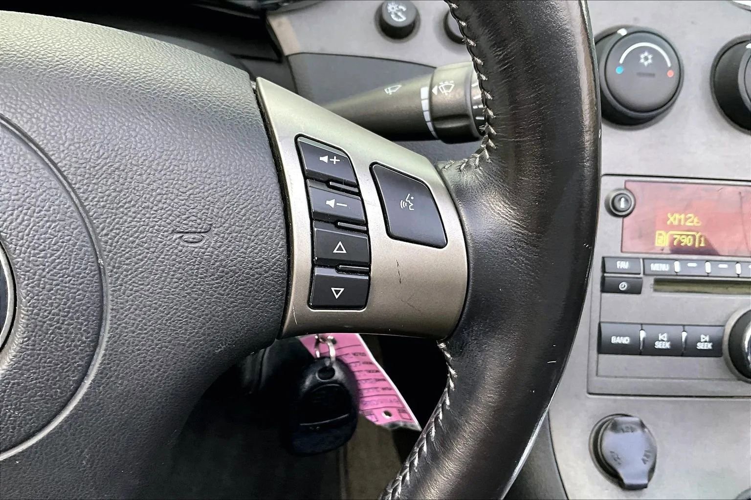 Used 2008 Pontiac Solstice Convertible w/ Premium Package image 18